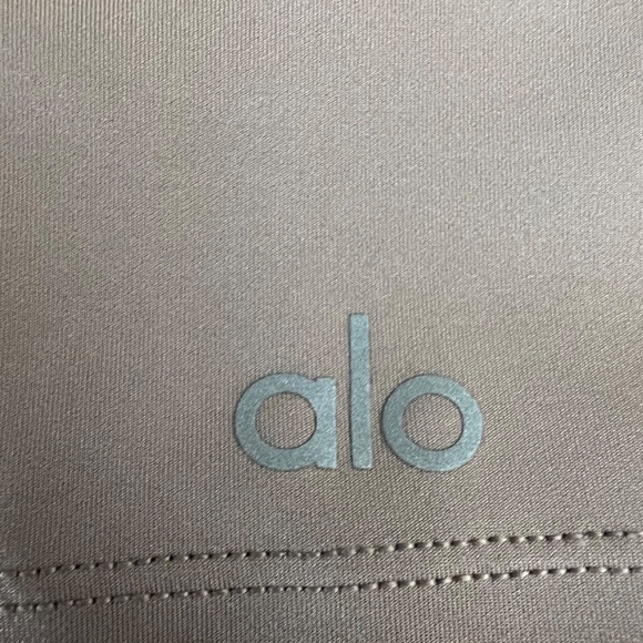 ALO Yoga Taupe Tank Top - Picture 4 of 5